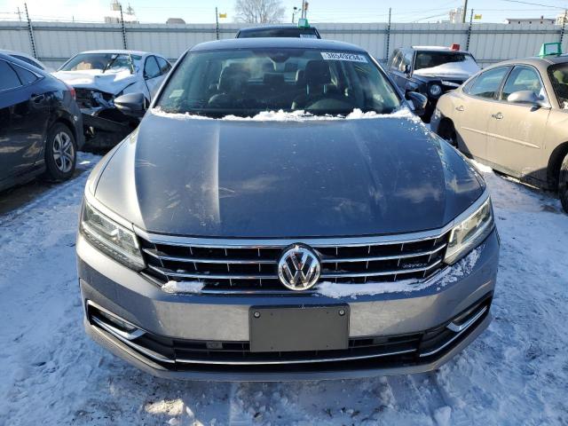 2017 VOLKSWAGEN PASSAT SEL - 1VWCT7A32HC078387