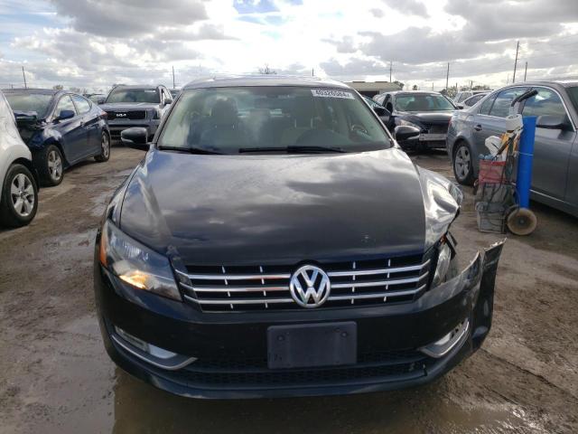 2015 VOLKSWAGEN PASSAT SEL - 1VWCV7A38FC015088