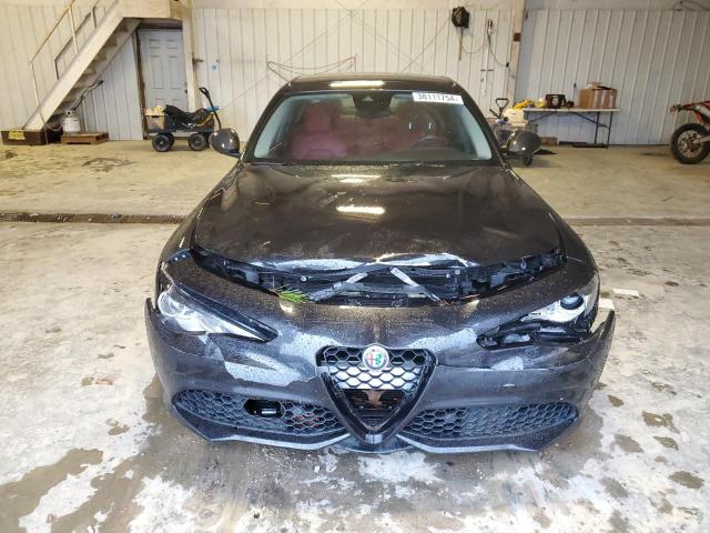 ZARFAECNXH7537706 | 2017 ALFA ROMEO GIULIA TI