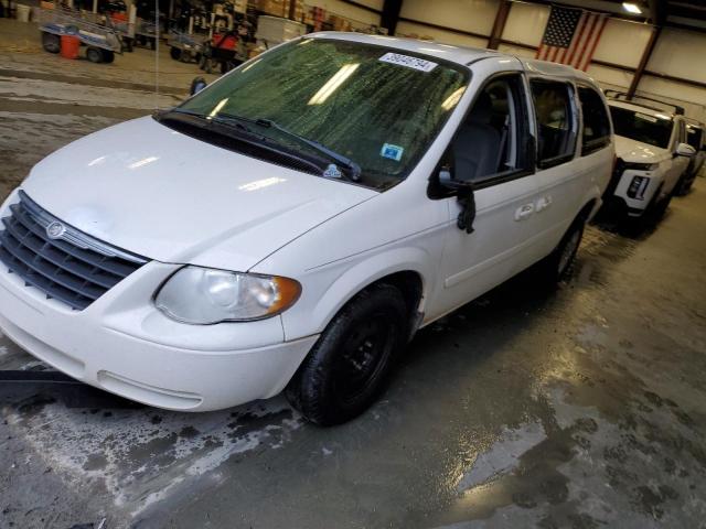 2005 Chrysler Town & Country LX