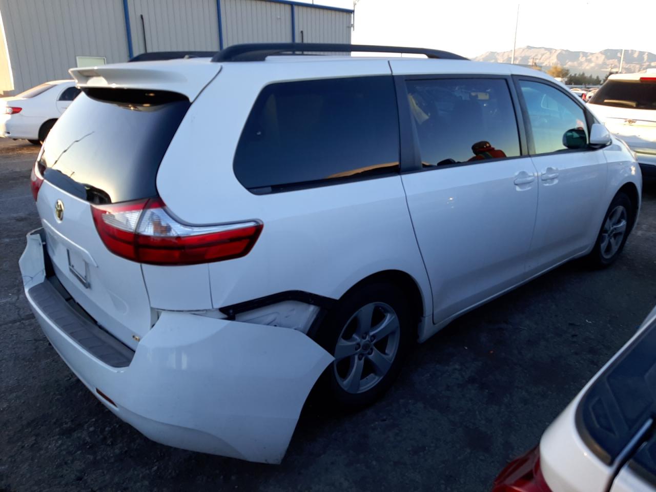 Lot #2476123453 2015 TOYOTA SIENNA LE