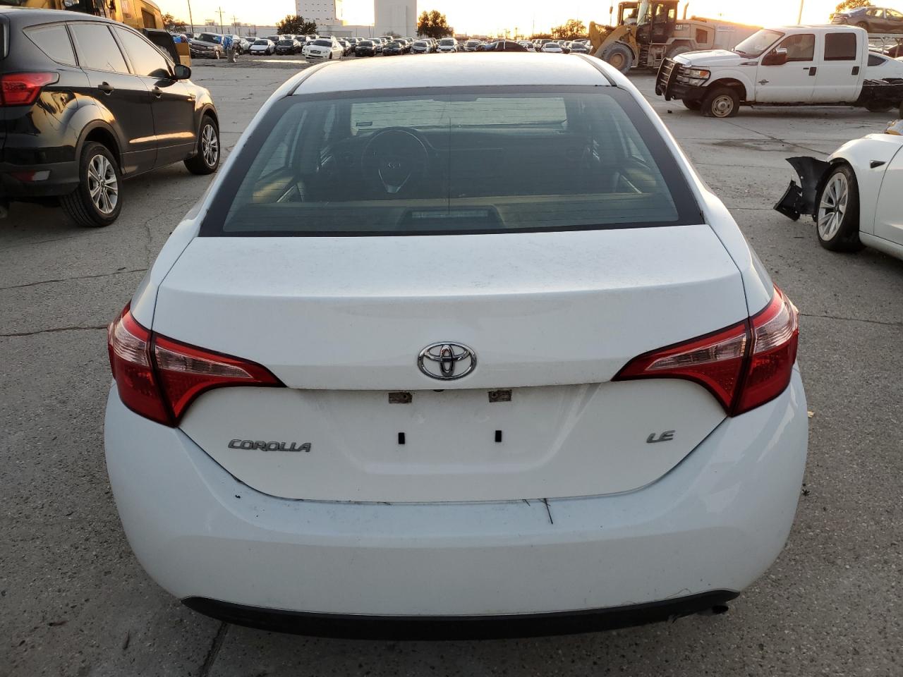 VIN: 5YFBURHE2KP939872 2019 TOYOTA COROLLA