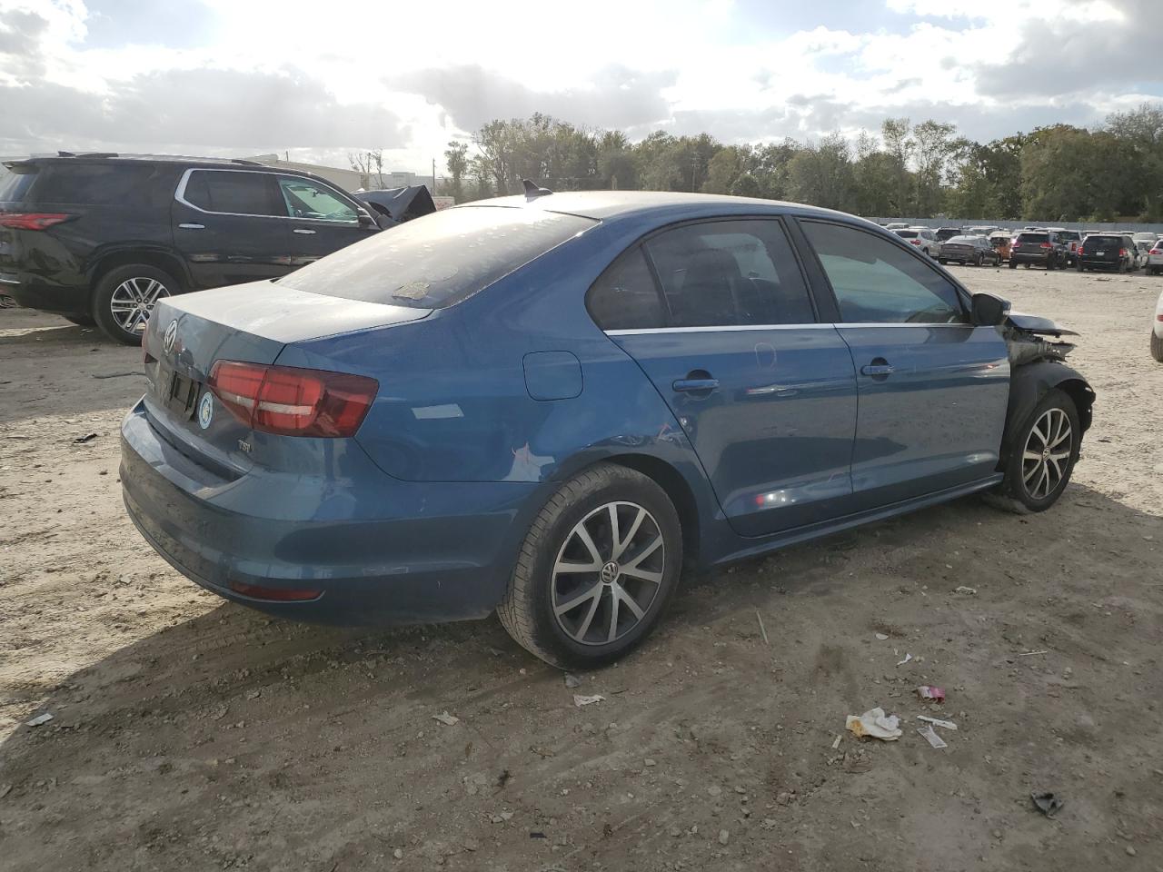 3VWDB7AJ4HM304062 2017 Volkswagen Jetta Se