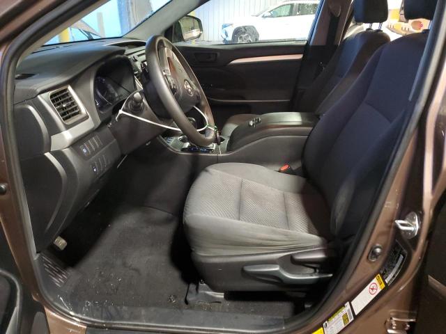 VIN 5TDBZRFH2KS742612 2019 Toyota Highlander, LE no.7