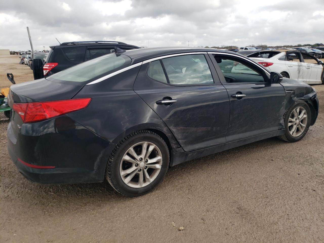 5XXGN4A75DG111327 2013 Kia Optima Ex