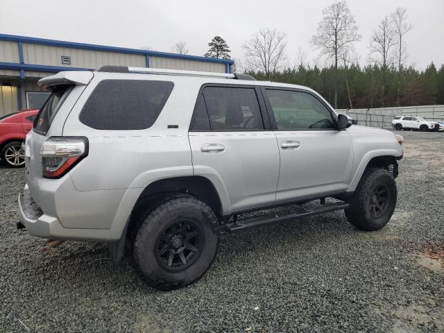 JTENU5JR9N6026729 2022 TOYOTA 4RUNNER-2