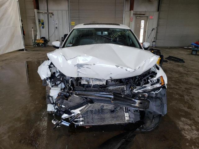 2018 VOLKSWAGEN JETTA SE - 3VWDB7AJ5JM261339
