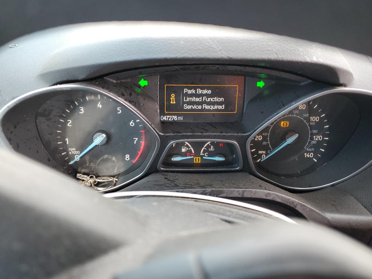 1FMCU9G92HUB98929 FORD ESCAPE 2017