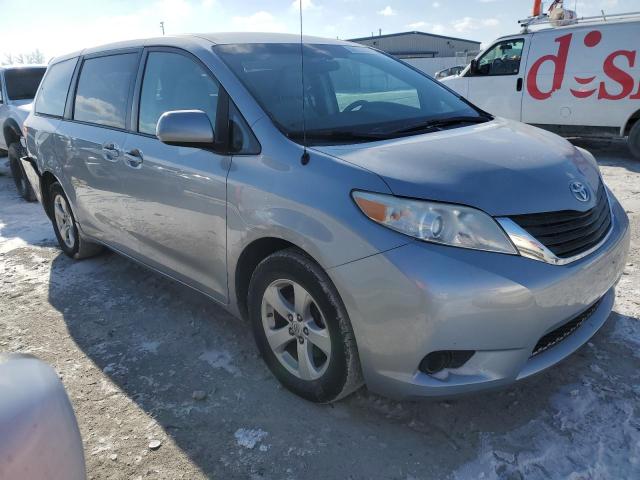 5TDKA3DC4CS011063 2012 TOYOTA SIENNA, photo no. 4