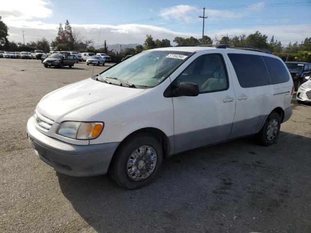 2003 Toyota Sienna CE