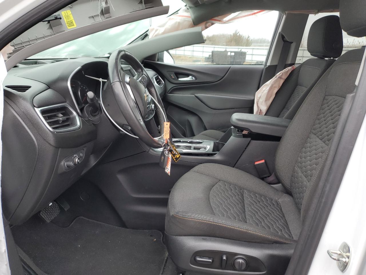 3GNAXJEV9LS699613 CHEVROLET EQUINOX 2020