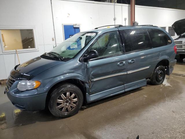 2006 Chrysler Town & Country Touring