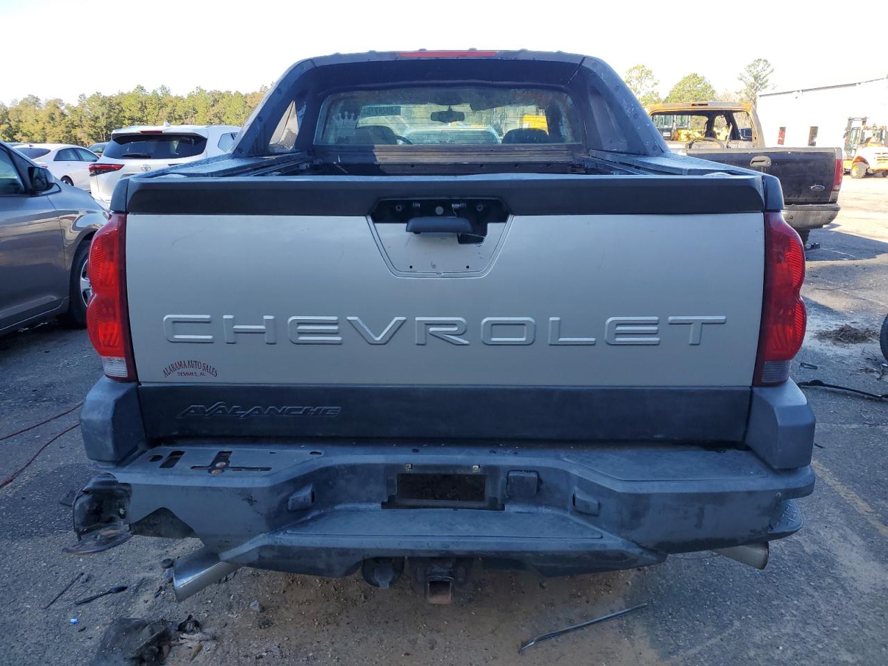 Lot #2962513723 2002 CHEVROLET AVALANCHE