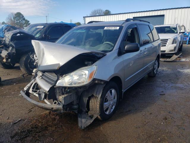 2005 Toyota Sienna CE