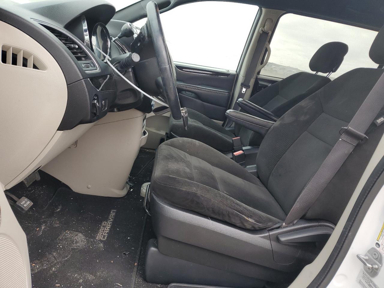 2C4RDGBGXGR116174 2016 Dodge Grand Caravan Se