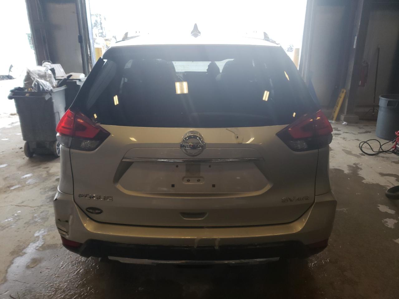 JN8AT2MV2HW008014 NISSAN ROGUE 2017