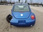 VOLKSWAGEN NEW BEETLE photo