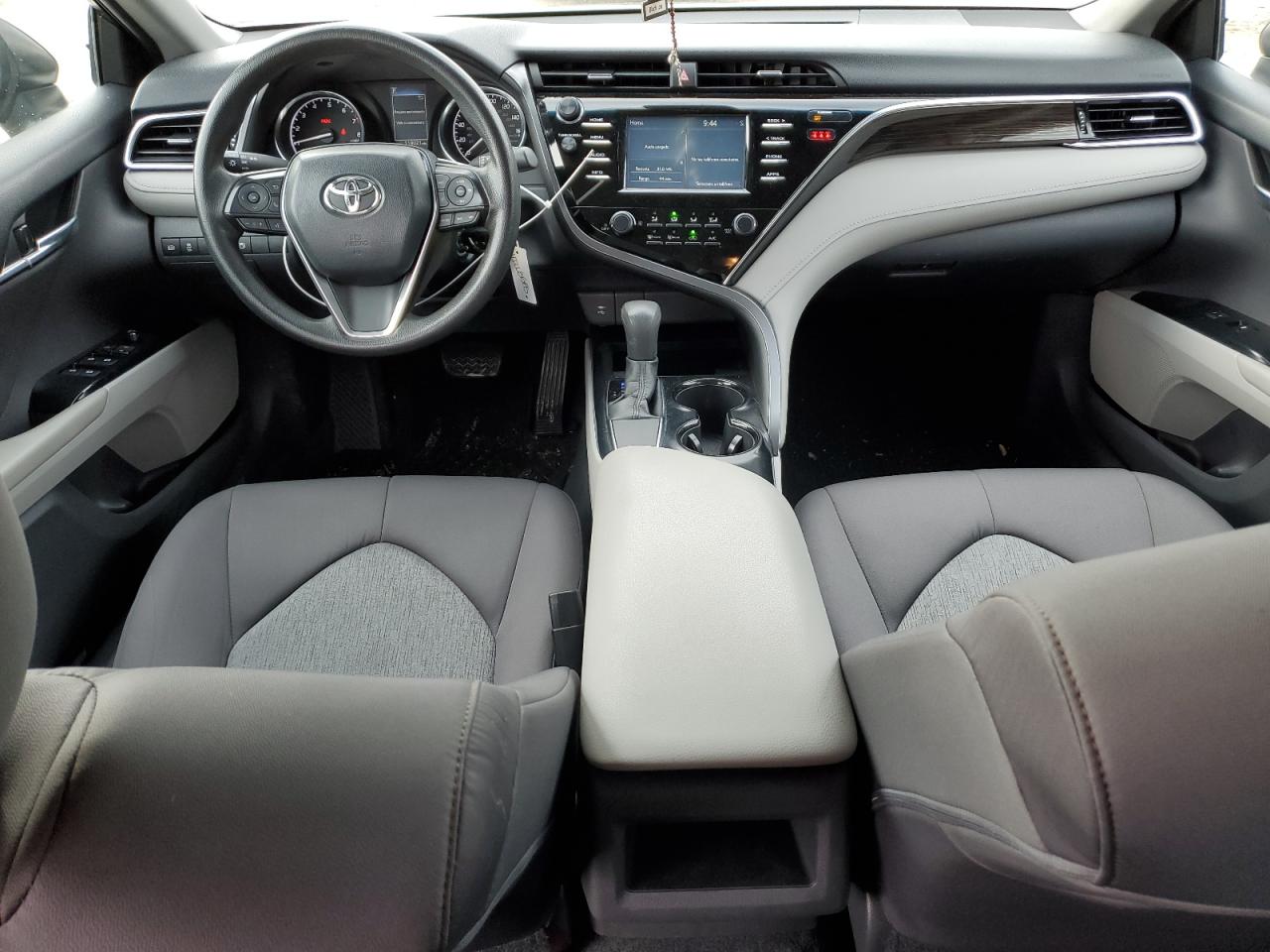 4T1B11HK6JU056256 TOYOTA CAMRY 2018