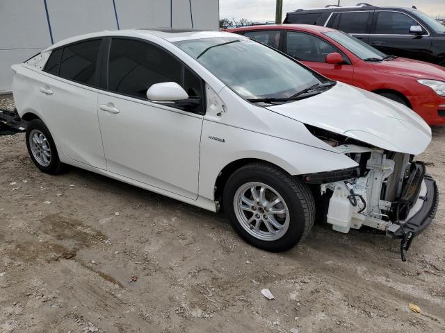 JTDKARFU6J3068114 | 2018 TOYOTA PRIUS