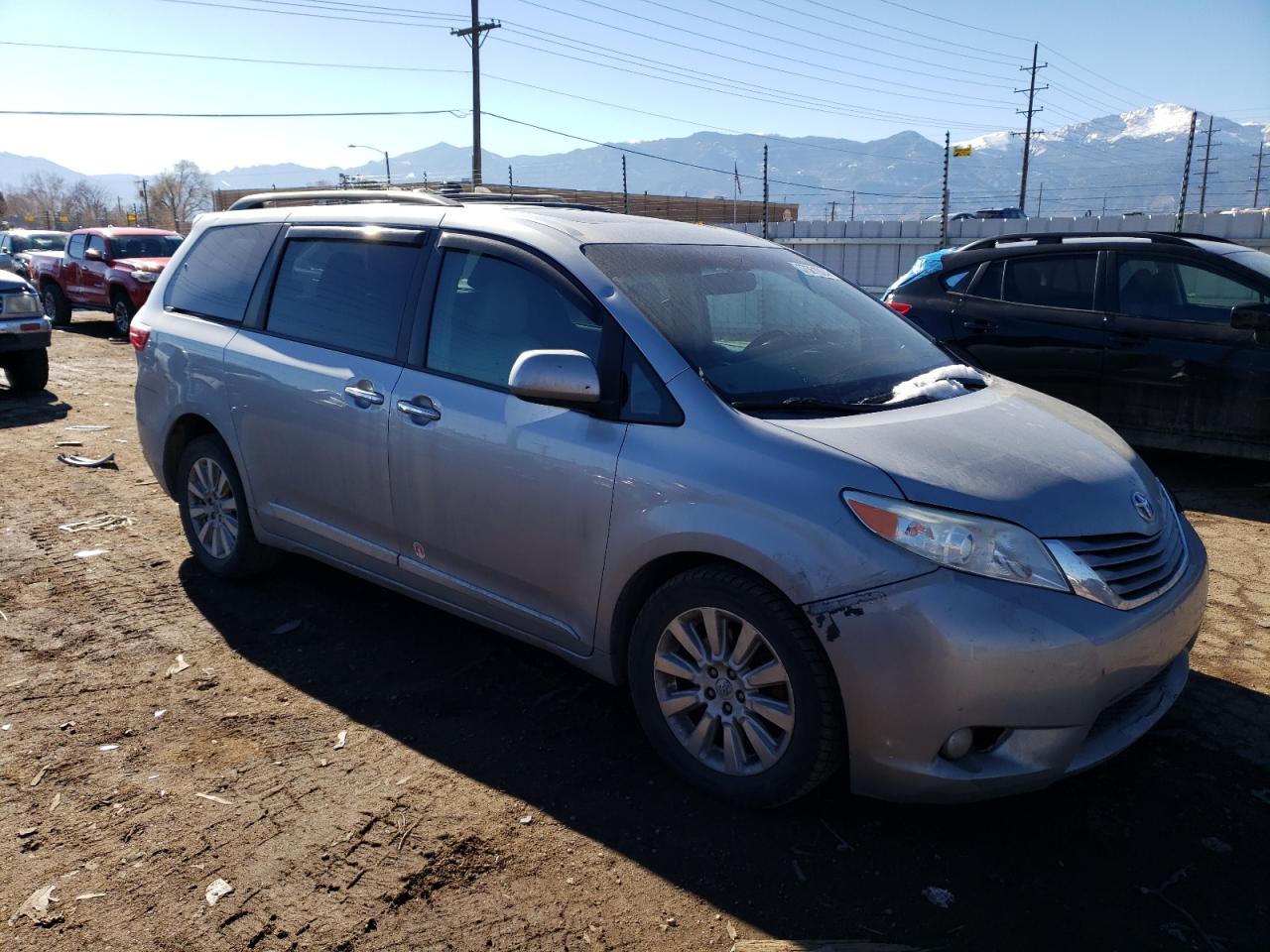 5TDDK3DC5FS102501 2015 Toyota Sienna Xle