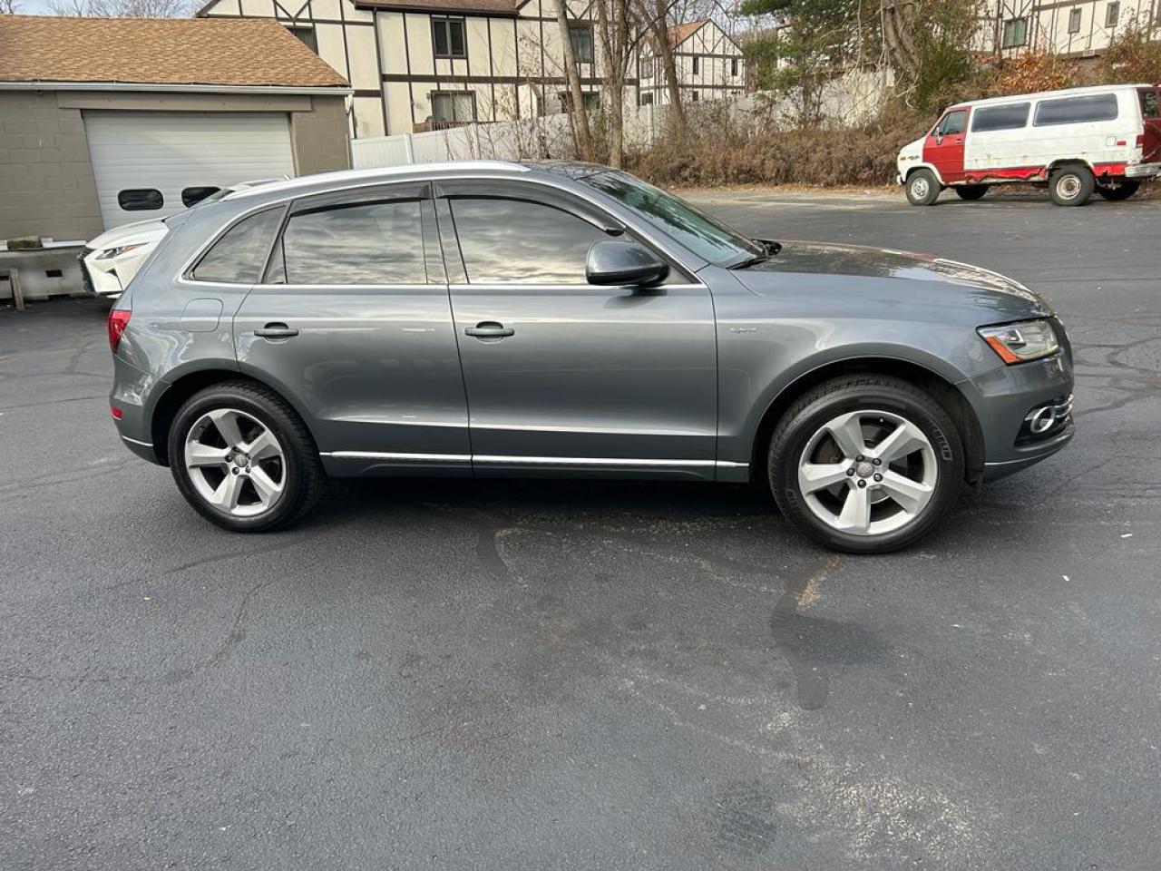 Audi q5 deals hybrid prestige