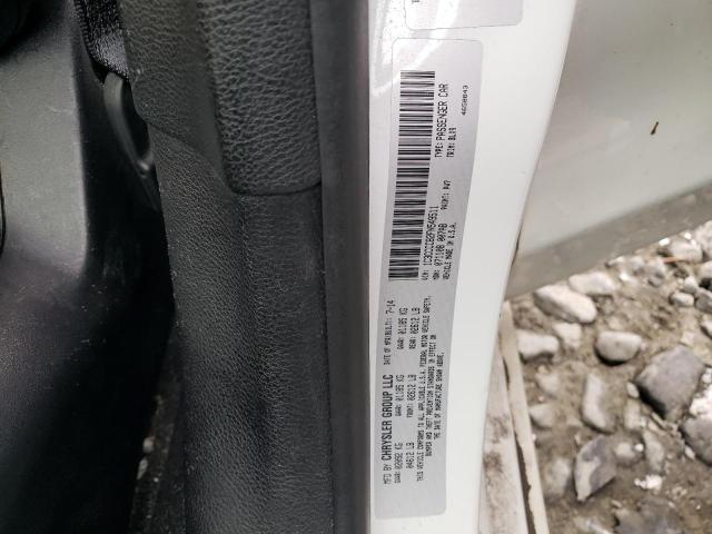 2015 Chrysler 200 - Image 12