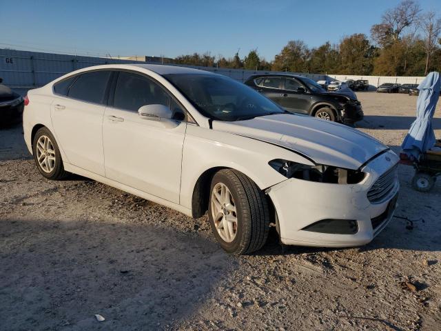 3FA6P0H71GR257823 | 2016 FORD FUSION SE