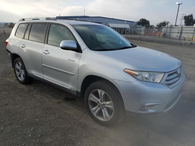 VIN 5TDDK3EHXDS229882 2013 Toyota Highlander, Limited no.4