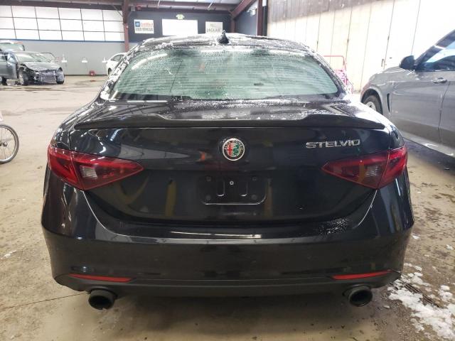 ZARFAEDN2H7557057 | 2017 ALFA ROMEO GIULIA Q4