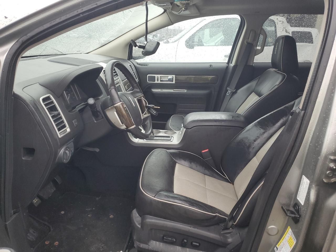2lmdu88cx8bj02323 2LMDU88CX8BJ02323 2008 Lincoln Mkx