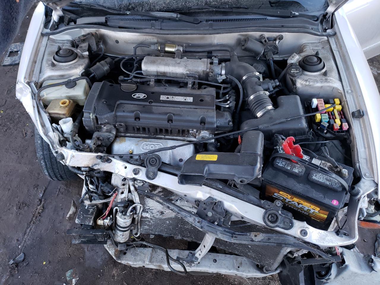 Lot #2330040027 2000 HYUNDAI ELANTRA GL