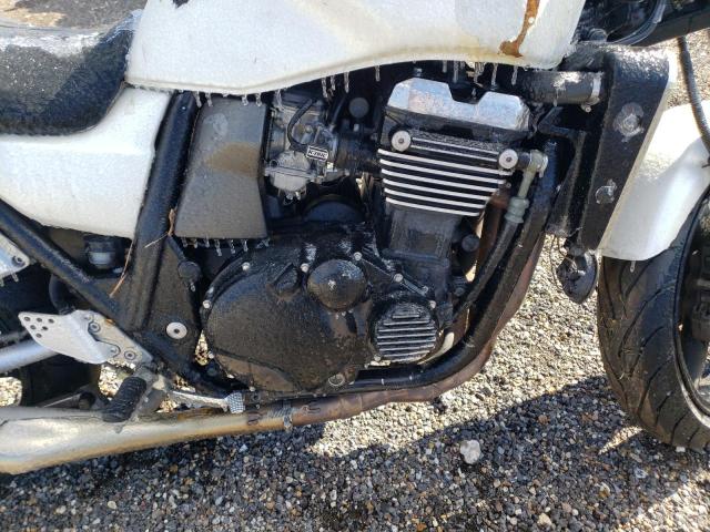 2000 KAWASAKI ZR1100 C - JKAZRBC18YA041098