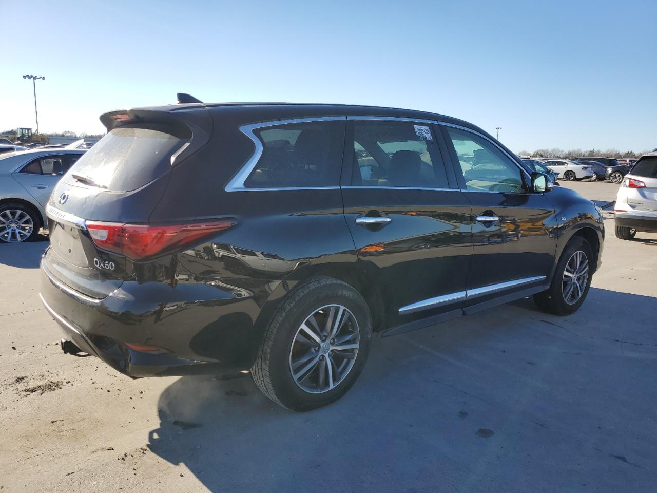 2017 Infiniti Qx60 vin: 5N1DL0MN1HC556256