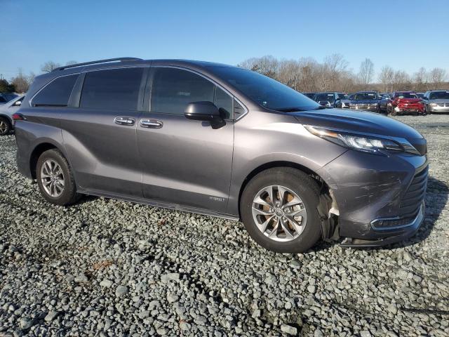 5TDYRKEC1MS027539 | 2021 TOYOTA SIENNA XLE