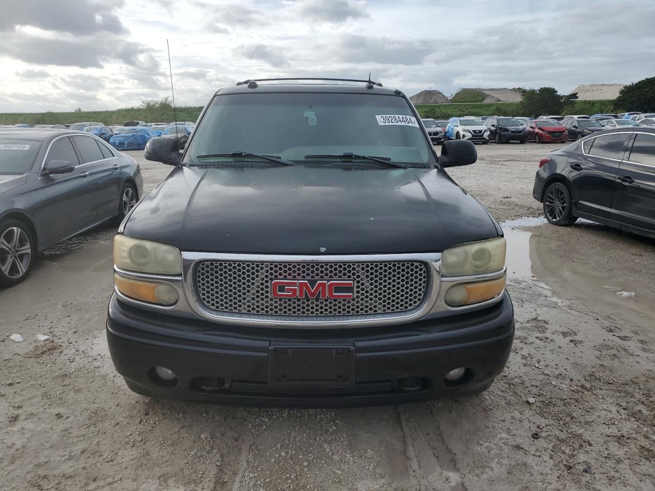 1GKFK66U74J139919 2004 GMC Yukon Xl Denali