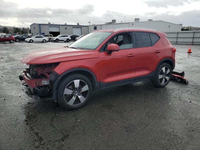 2020 Volvo XC40 