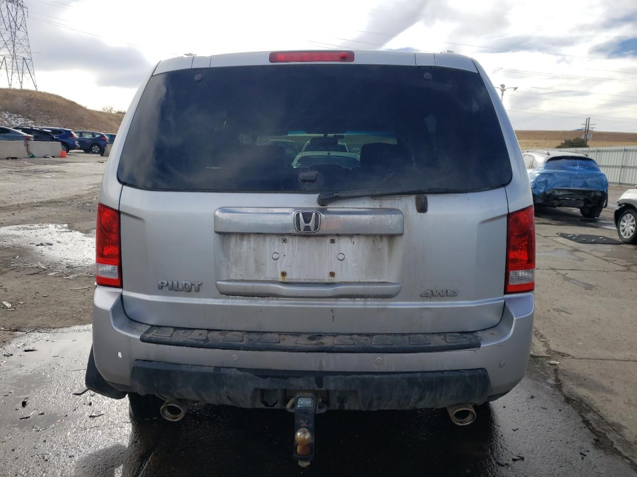 5FNYF4H99BB105703 2011 Honda Pilot Touring