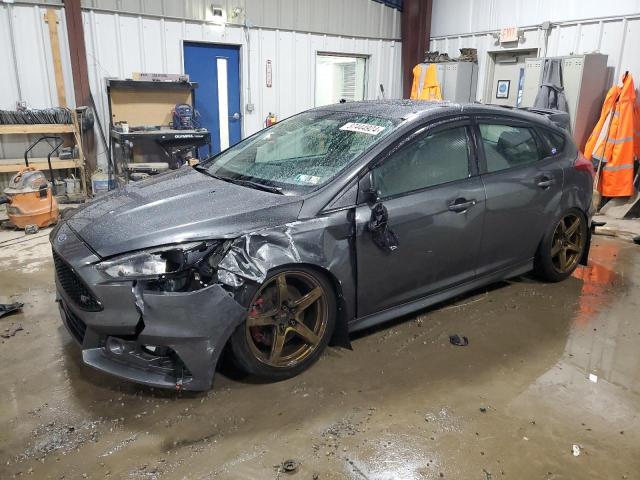 Lot #2535945886 2017 FORD FOCUS ST salvage car