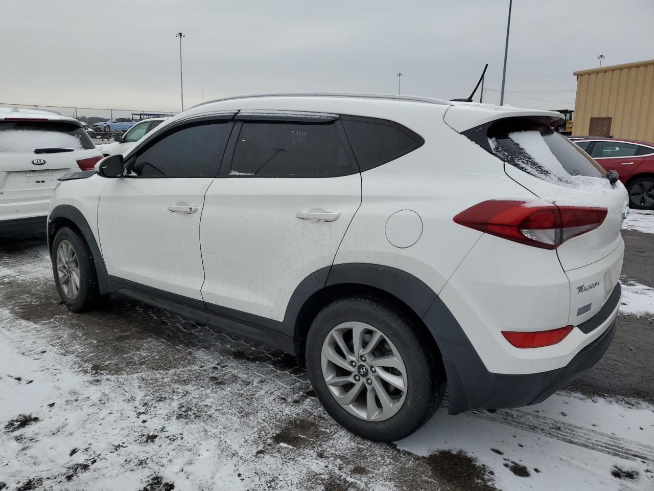 KM8J3CA46GU036031 2016 Hyundai Tucson Limited