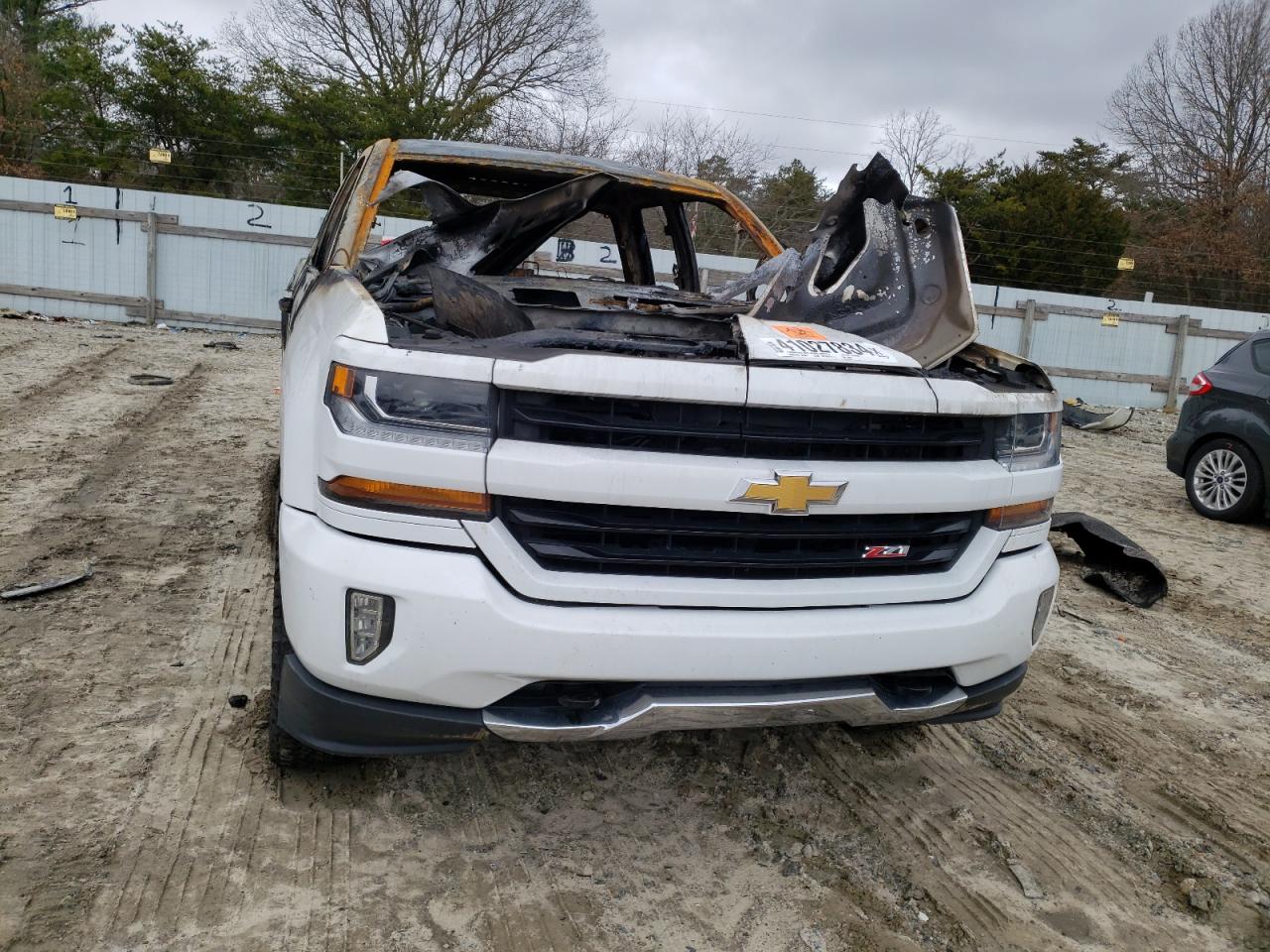 2GCVKRECXJ1106579 CHEVROLET ALL Models 2018