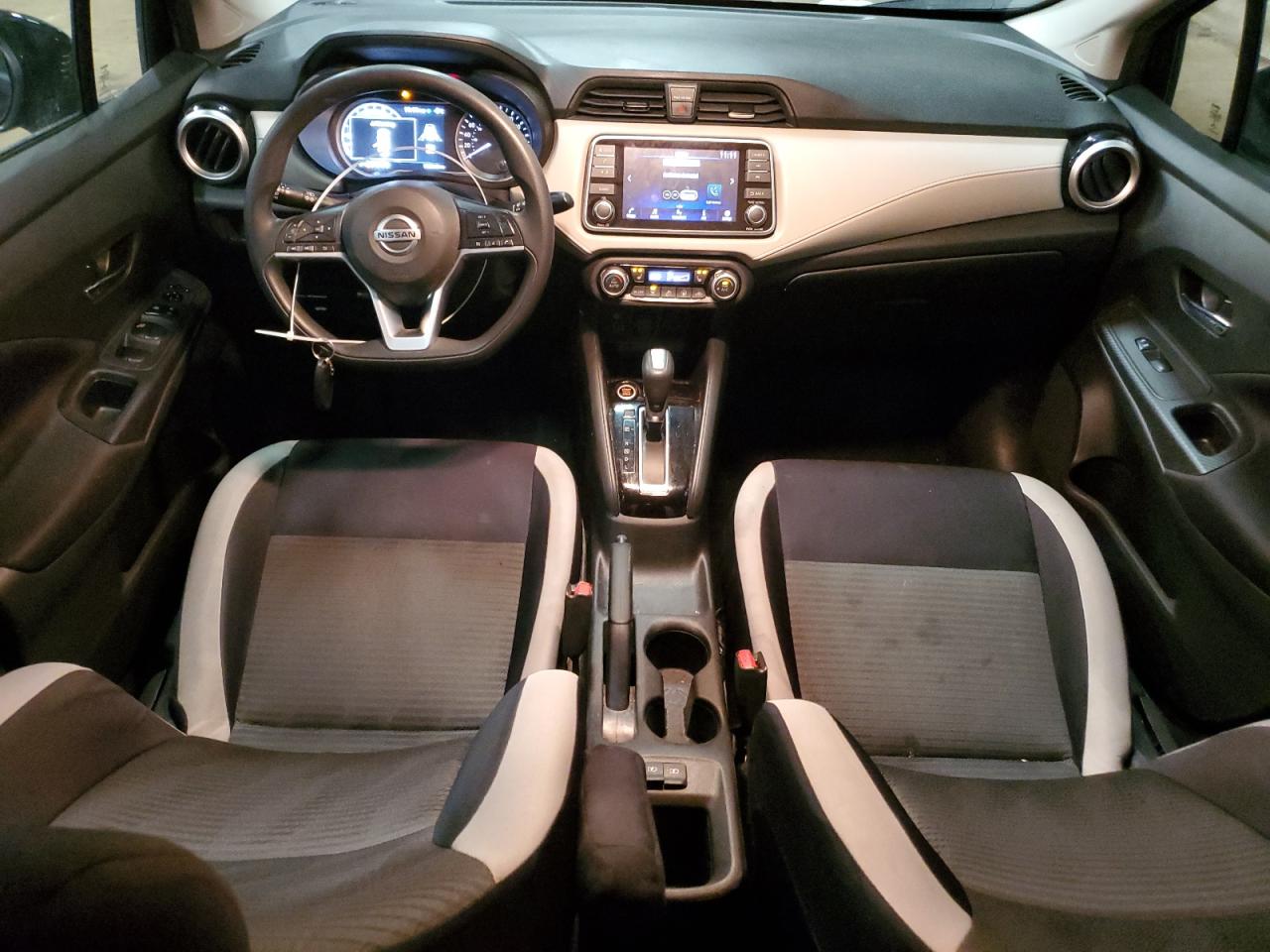 3N1CN8EV9ML826875 NISSAN VERSA 2021