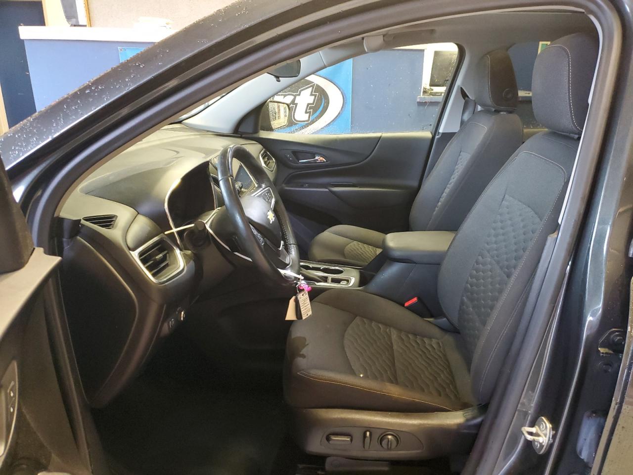 3GNAXUEV9KS519188 CHEVROLET EQUINOX 2019