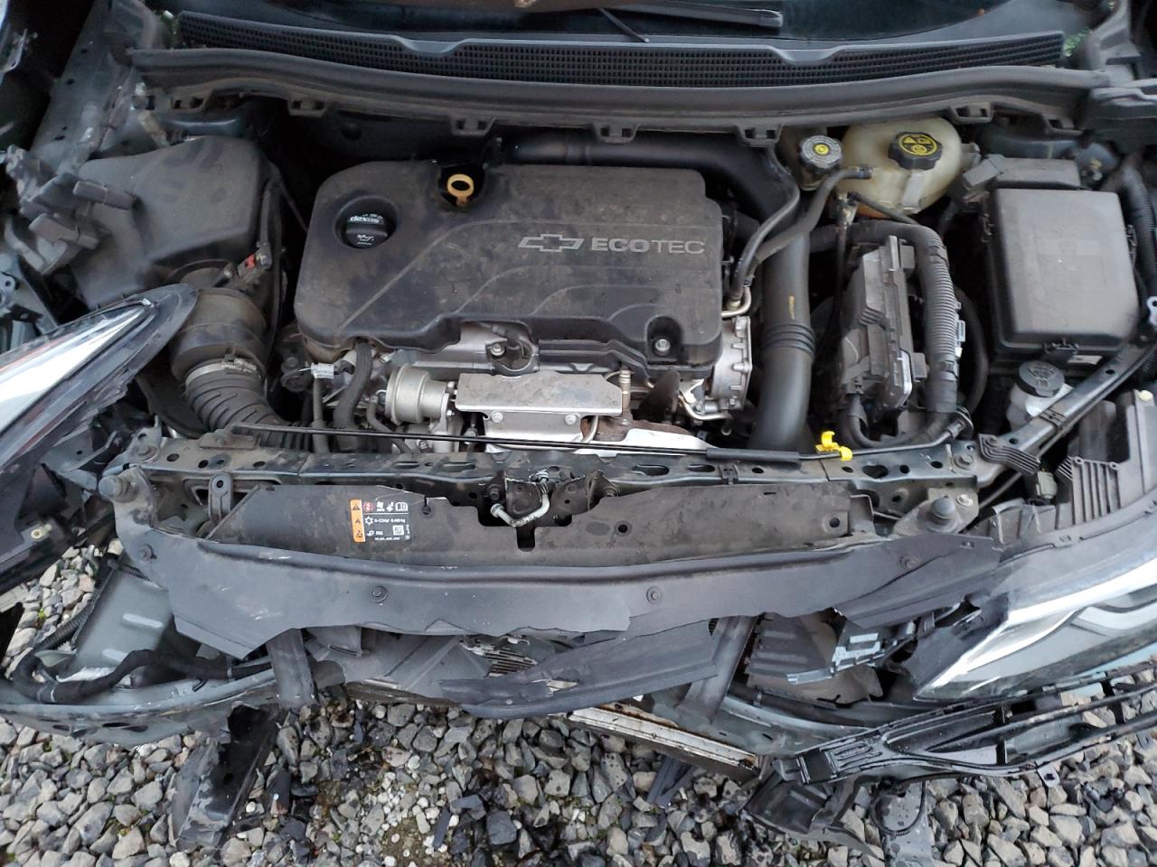 1G1BE5SM2J7106216 CHEVROLET CRUZE 2018