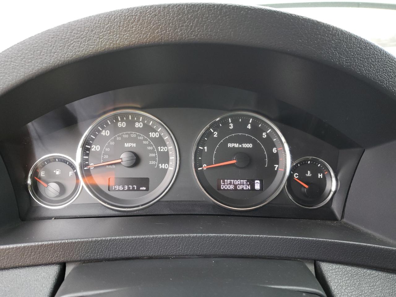 1J8GR48K88C104448 2008 Jeep Grand Cherokee Laredo