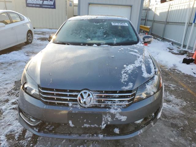 2013 Volkswagen Passat Sel VIN: 1VWCN7A31DC003796 Lot: 37723424