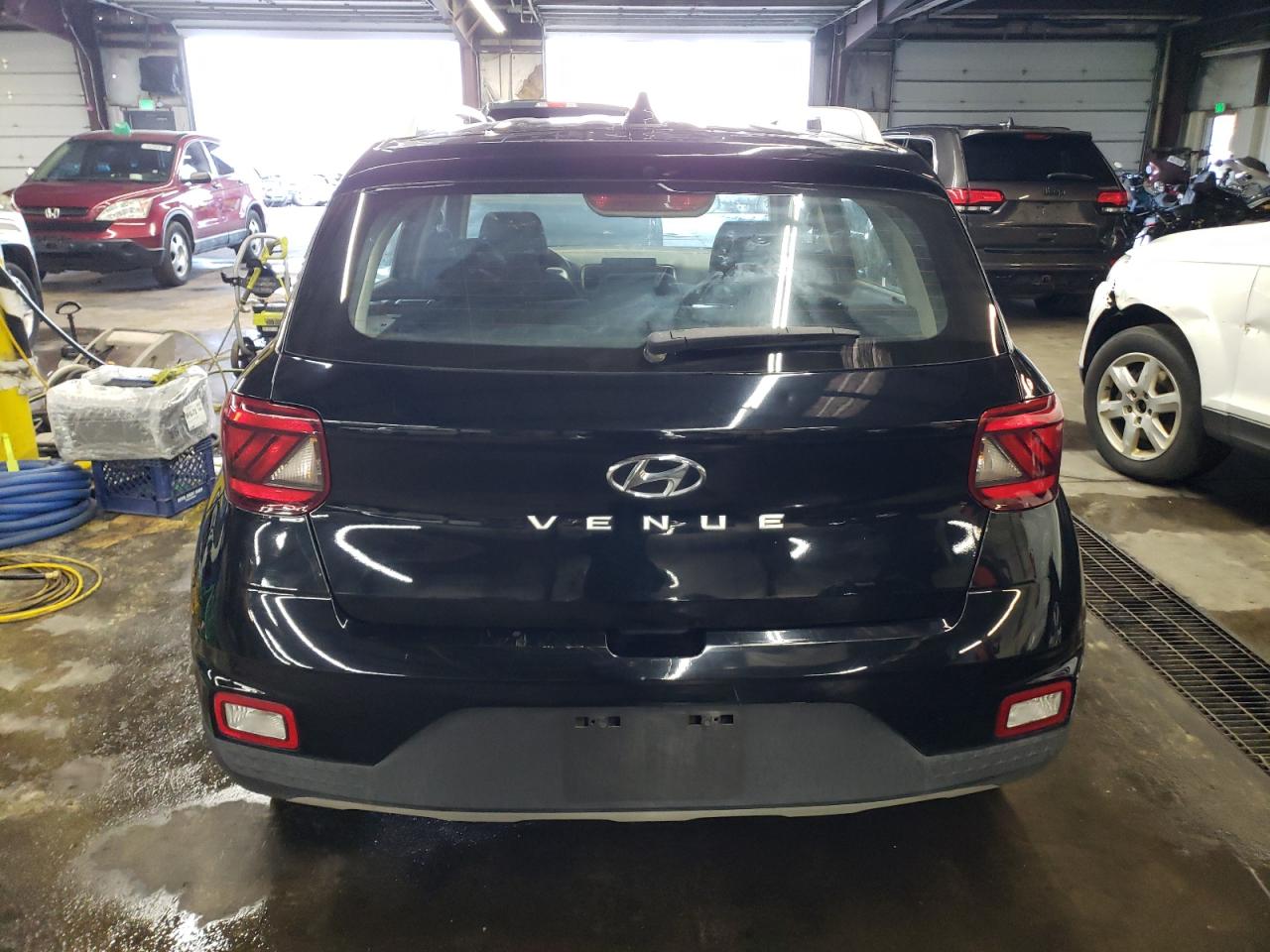 2020 Hyundai Venue Sel vin: KMHRC8A38LU017188