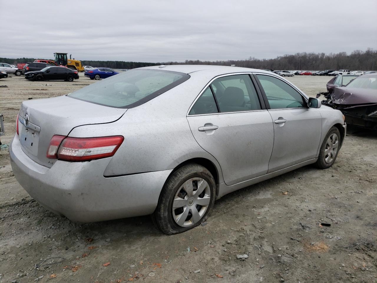 4T1BF3EK3BU174882 2011 Toyota Camry Base