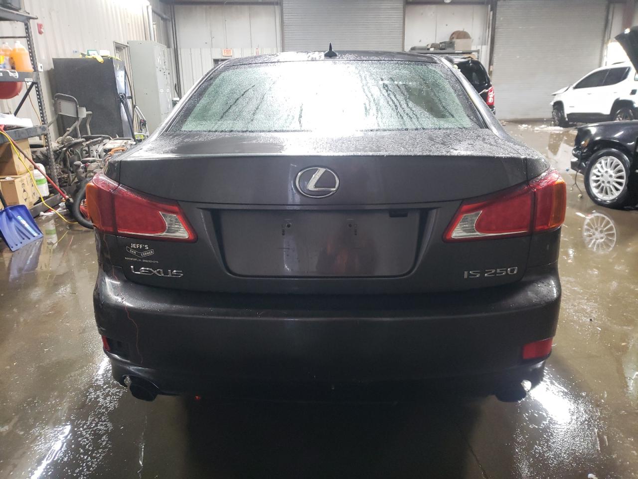 JTHBK262992085699 2009 Lexus Is 250