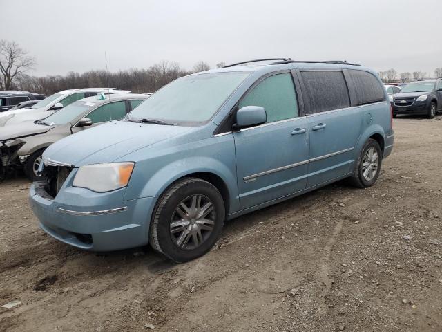 2010 Chrysler Town & Country Touring