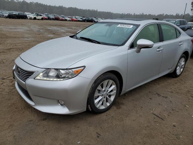 2015 Lexus ES 300h 